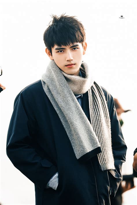 Tr N Phi V Di N Vi N L Nh N Ng V I Hot Girl M Ng L Ai