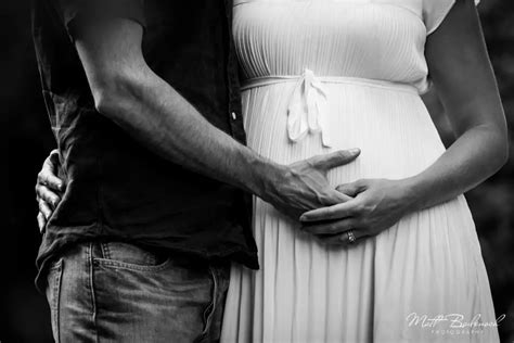 Battersea Park Maternity Photos In The Summer With Sarah And John