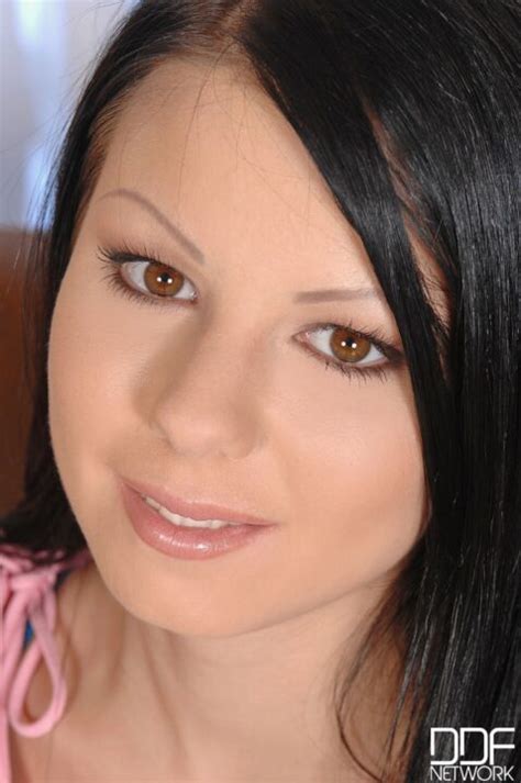 Klaudia Hot Face Wallpics Net Wallpapers Photos Pictures Backgrounds