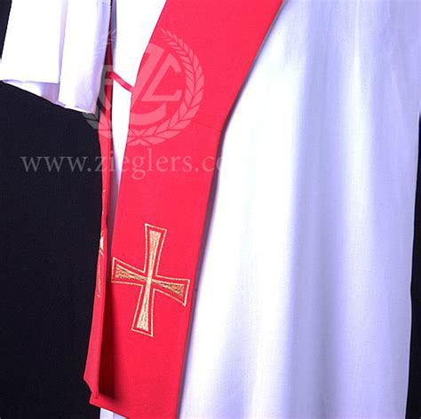 Deacon Stole In Red With Gold Cross Style Hf0020201 F C Ziegler Company