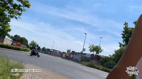 Blonde Schlampe An Der Strasse Aufgegabelt Und In Den Arsch Gefickt