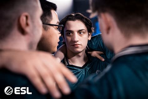 Esl Pro League Flyquest Nip En Direct E Sport Fr