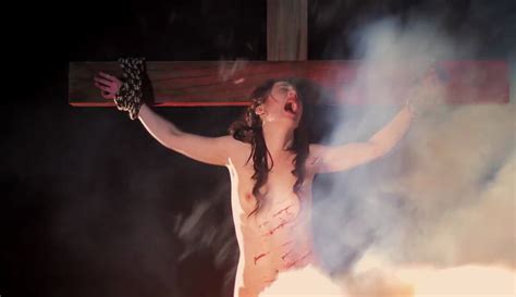 Naked Amy Hesketh In Olalla