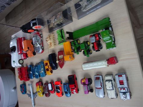 Sb Rka Aut Ek Z Let Mix I Matchbox Hot Wheels Siku Aukro