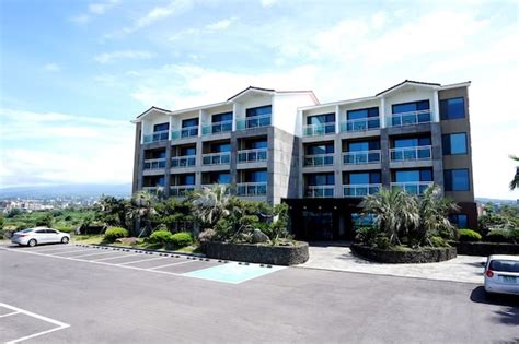 Book Jeju Resort in Jeju City | Hoteles.com