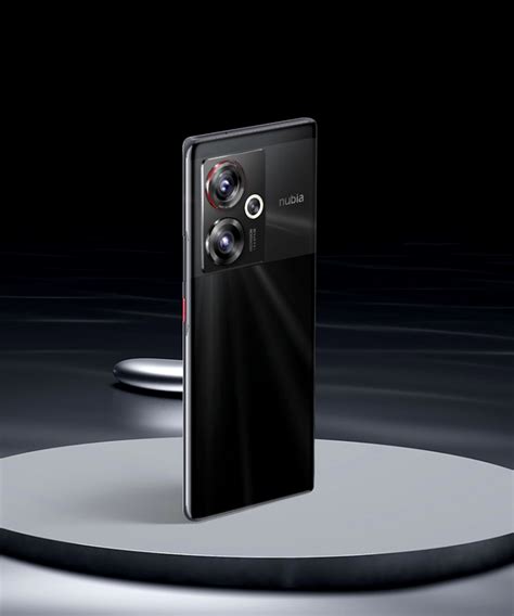 Nubia Z50 cel mai ieftin telefon cu Snapdragon 8 Gen 2 Include și o