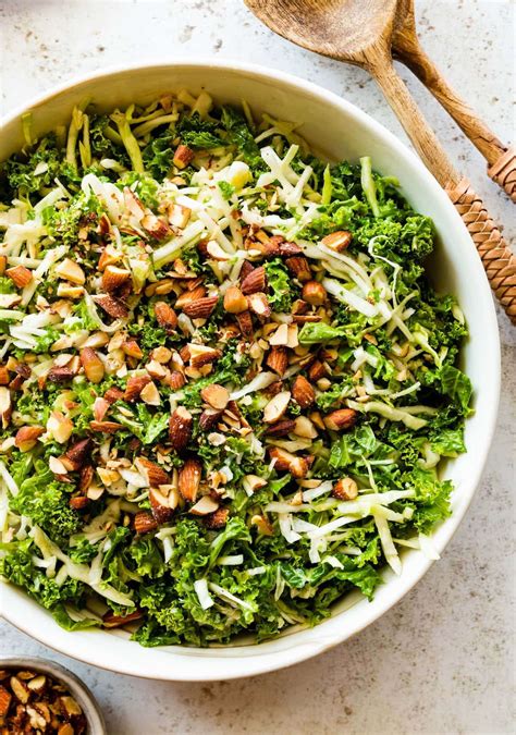 Kale Crunch Salad (Chick-Fil-A Copycat) - Cup of Yum