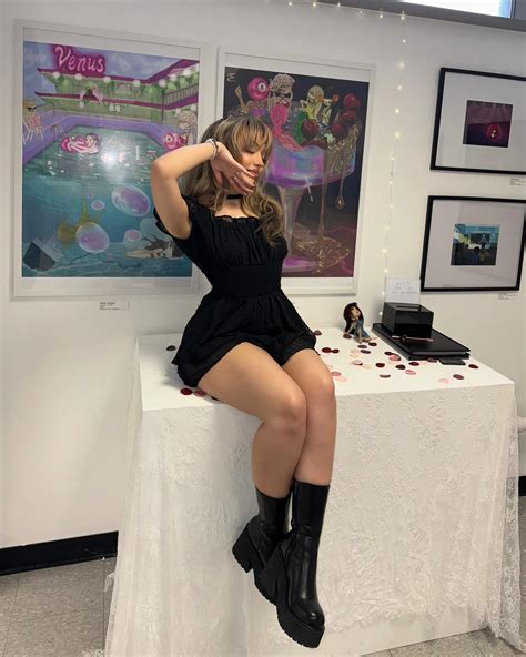 violet autumn (@v.qx) • Instagram photos and videos