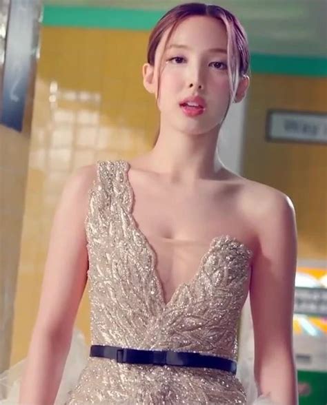It S Nayeon With Her Succulent Cleavage On Display Asian Porn XHamster