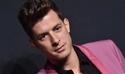 Zingblog Mark Ronson Height Weight Body Measurements Shoe Size