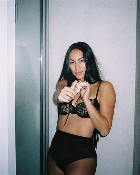 Stephanie Sheppard Nude And Leaked Explicit Photos Video The Fappening