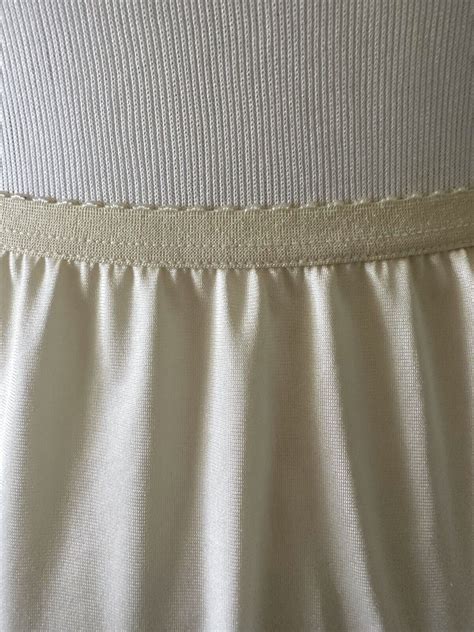 Vintage Lingerie S Shadowline Beige Nude Nylon Lac Gem