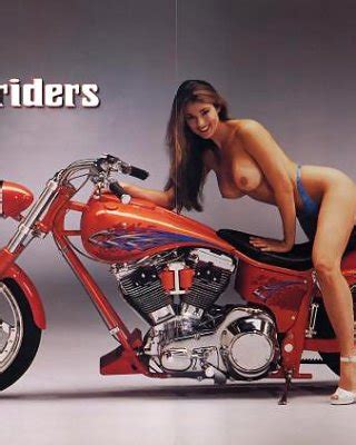 Penthouse Pet Susan Napoli With Her Girlfriends Porn Pictures XXX Photos Sex Images