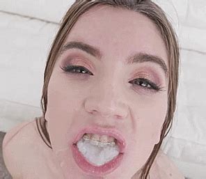 Evelina Darling Russian Slut Porn Pic