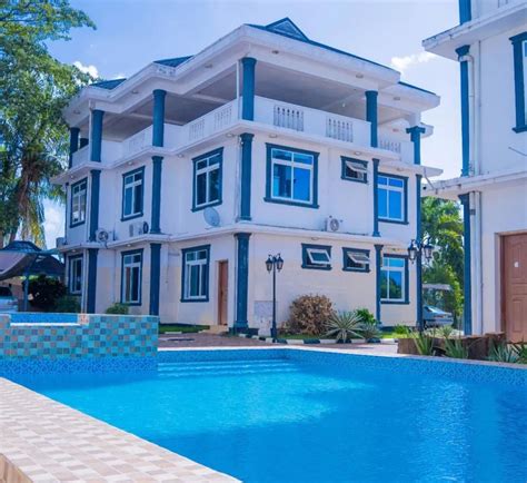 Luxury Beach Villa Inn On Linkedin Imagine A Place Where The Pool