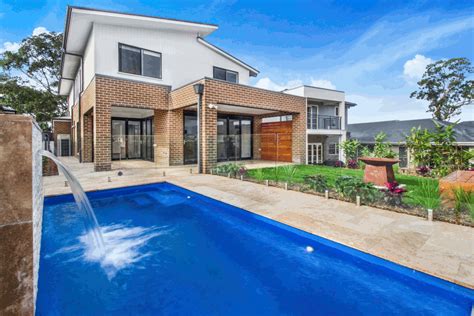 perks    fibreglass pool sydney pool  outdoor design