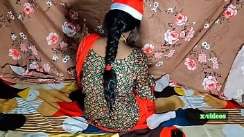 Especial de navidad xxx cuñada primera vez follada por hermano en sexy traje salwar XVIDEOS
