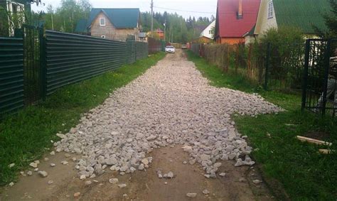Как правильно отсыпать участок щебнем - фото