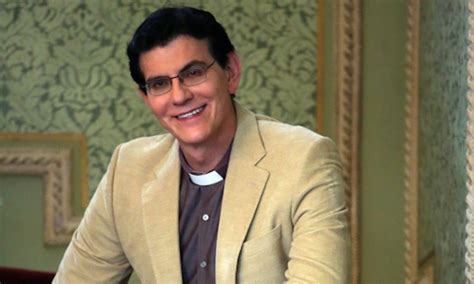 Reginaldo Carlota - Pregador e influencer: conheça a história do Padre Reginaldo Manzotti