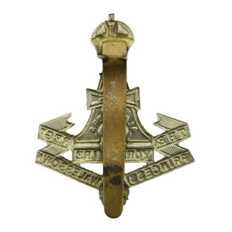 Ww1 Yorkshire Green Howards Regiment Cap Badge