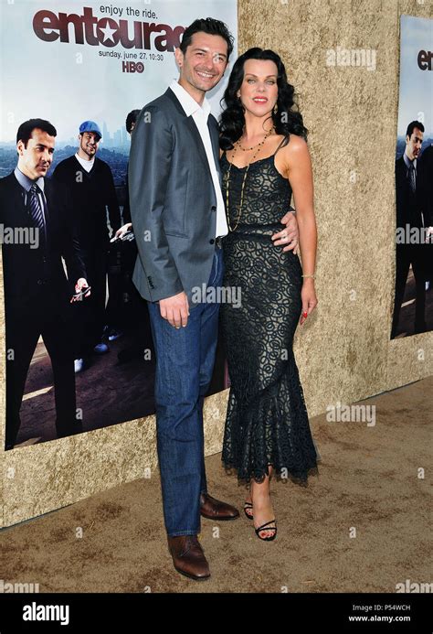 Debi mazar hi-res stock photography and images - Alamy