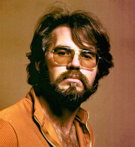 Download Music Artist Kenny Rogers Wallpaper | Wallpapers.com