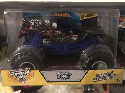 Hot Wheels Monster Jam Son Uva Digger