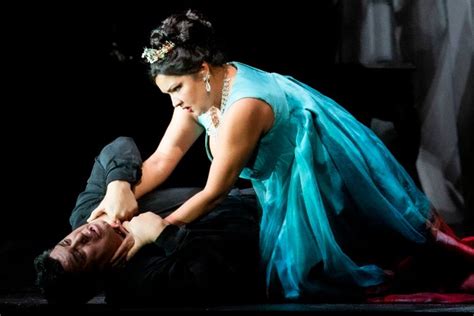 Il Teatro Alla Scala inaugura con Tosca la protagonista è Anna