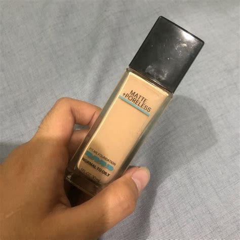 MAYBELLINE FIT ME MATTE PORELESS FOUNDATION IN NUDE BEIGE Beauty