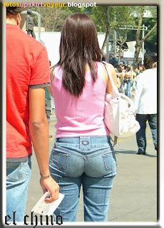 Milf Nalgona En La Calle Mujeres Bellas En La Calle