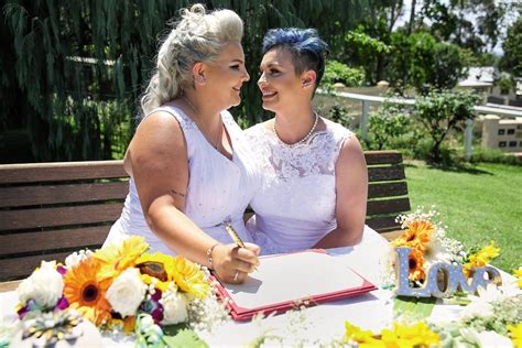Lété australien aux couleurs du mariage gay