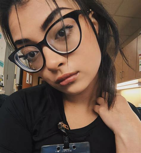 Black Frames Nudes GirlswithGlasses NUDE PICS ORG