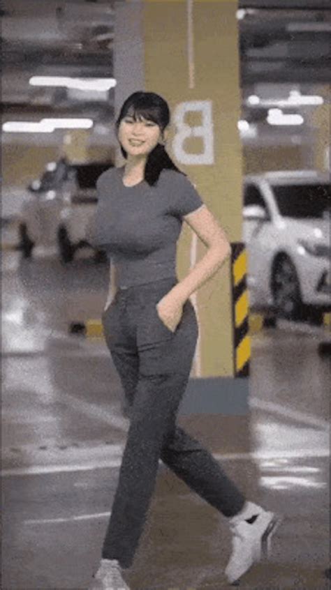 Anyone Know This Big Tits Girl Replies NameThatPorn