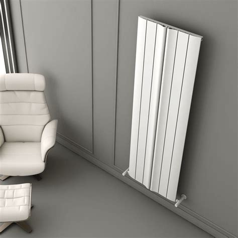 Radiador a água quente BURANO C Carisa Designer Radiators 1500 W