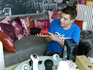 DES VAGINETTES ET ROBOTS MASTURBATEURS QUI PARLENT Msieur Jeremy Pornhub Gay