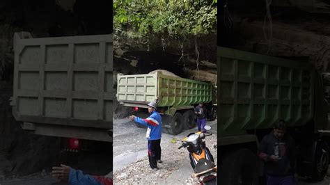 Rombongan Dump Truk Masuk Batu Lobang Youtube