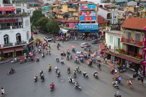 Jam Di Hanoi Enaknya Ngapain Aja Ya Okezone Travel