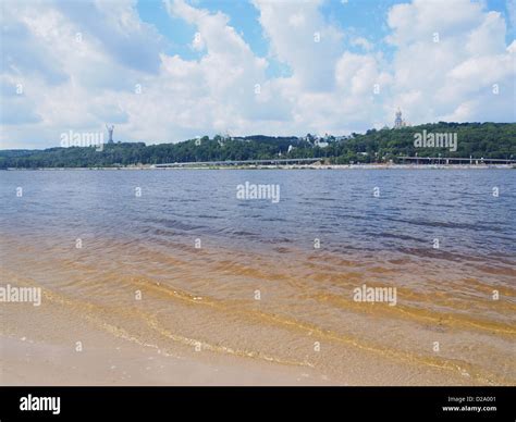 Wwii Monument Kiew Hi Res Stock Photography And Images Alamy