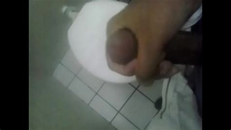 Tarado Batendo Uma Punheta No Shopping Xvideos