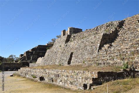 Site Arch Ologique Zapot Que De Monte Alban Mexique Stock Photo