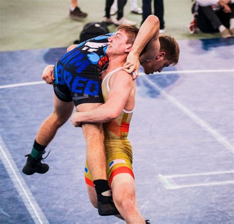 Trey Dillow, Wrestler, Central Missouri Mules & Jennies - NIL Profile