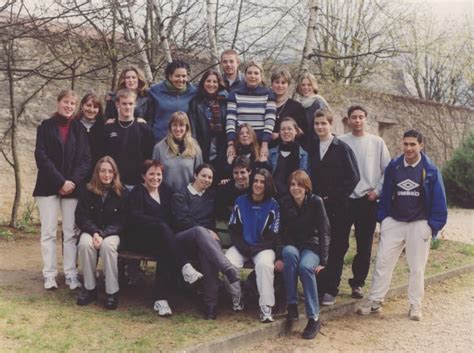 Photo de classe BAC PRO COMPTA de 2000 Lycée Simone Weil Copains d avant