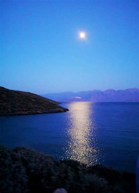 Island Secrets – The Londoner