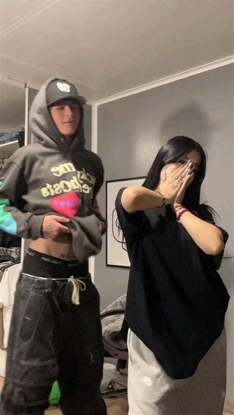Max Valenzuela Y Iamferv 🌴maxfer Celebridades Bonitos Trajes