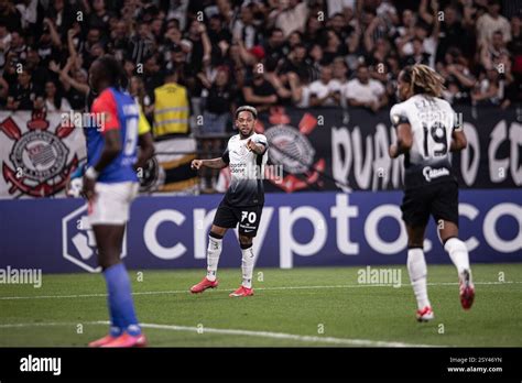 Estatísticas De Corinthians X Universidad Central De Venezuela Fútbol Club - Corinthians vs universidad central hi-res stock photography and images ...