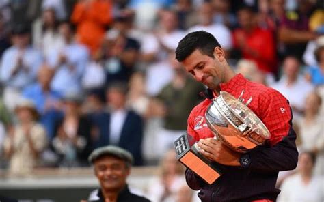 Tennis Roland Garros Djokovic Rafle La Mise Et Bat Le Record