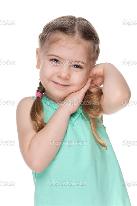 Retrato De Una Linda Niña — Foto De Stock 47224031 © Sergiyn