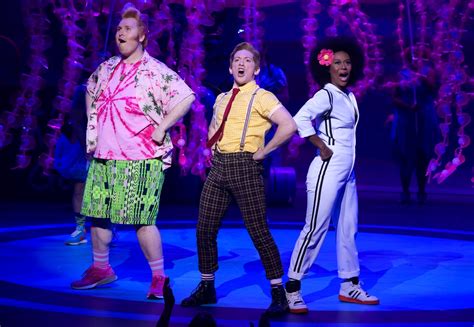 NickALive!: Nickelodeon UK to Premiere 'The SpongeBob Musical: Live On ...