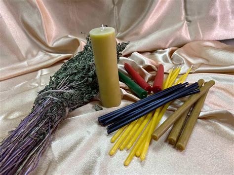 Восковые свечи