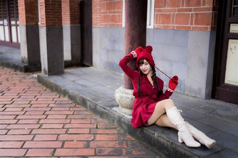 4K Asian Brunette Girl Winter Hat Sitting Hands Glove Legs Wearing Boots Pantyhose HD